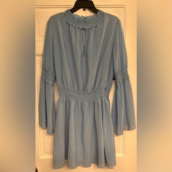 Whiskey Grade Flared Sleeve Mock Neck Mini Dress    Sz Large - Picture 1 of 9